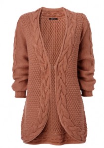 Gina Tricot: Linnea knitted cardigan um 24.95 EUR