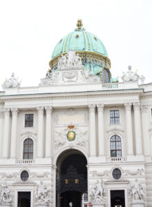 Hofburg in Wien | Pixi mit Milch