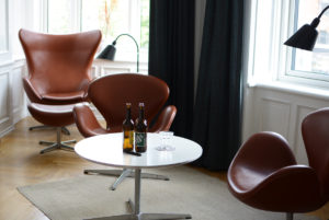 Hotel Alexandra: Arne Jacobsen Room | Pixi mit Milch