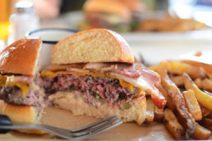 It's All About the Meat, Baby: Burger Pop-Up Restaurant | Pixi mit Milch