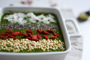 Green Smoothie Bowl Toppings | Pixi mit Milch