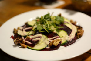Veganes Restaurant in Prag: Plevel | Pixi mit Milch