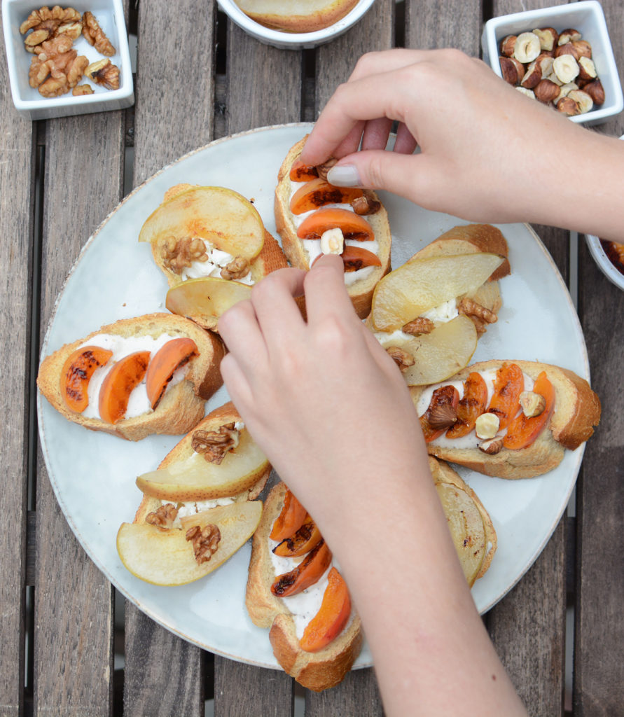 Rezept: Zweierlei fruchtige Crostini - Pixi mit Milch