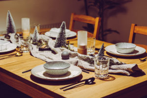Tischdekoration Weihnachten | Pixi mit Milch