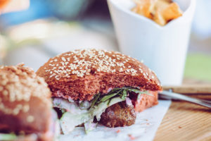 Siriuskogl Restaurant: Burger | Pixi mit Milch